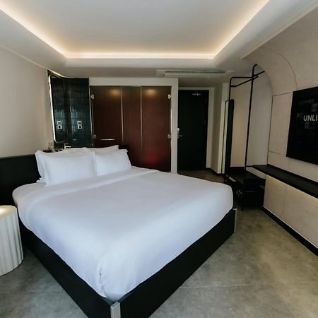 The Concept Hotel- City Center Хошимин Екстериор снимка