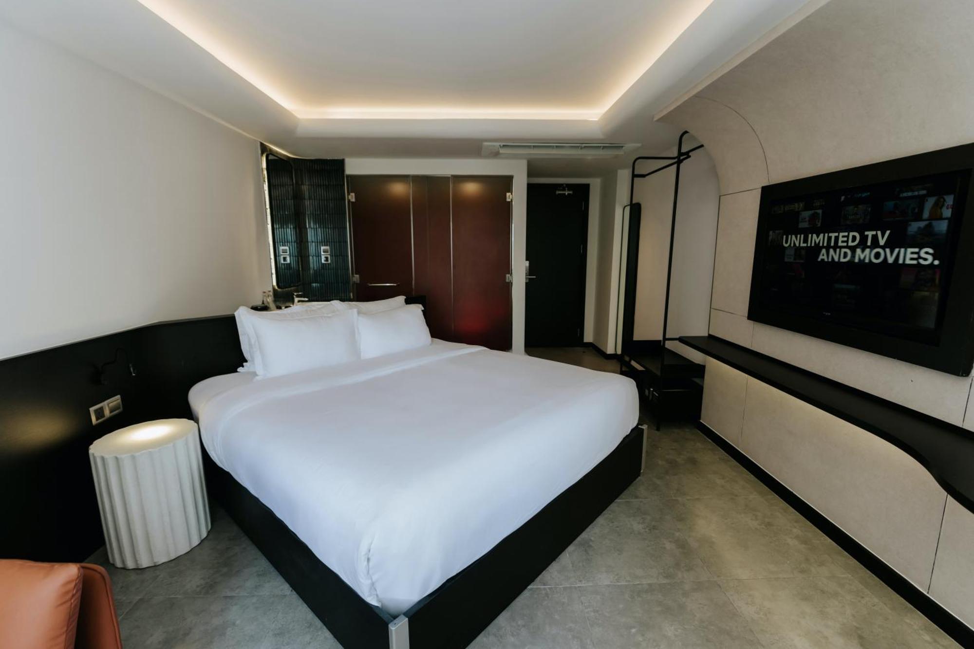 The Concept Hotel- City Center Хошимин Екстериор снимка