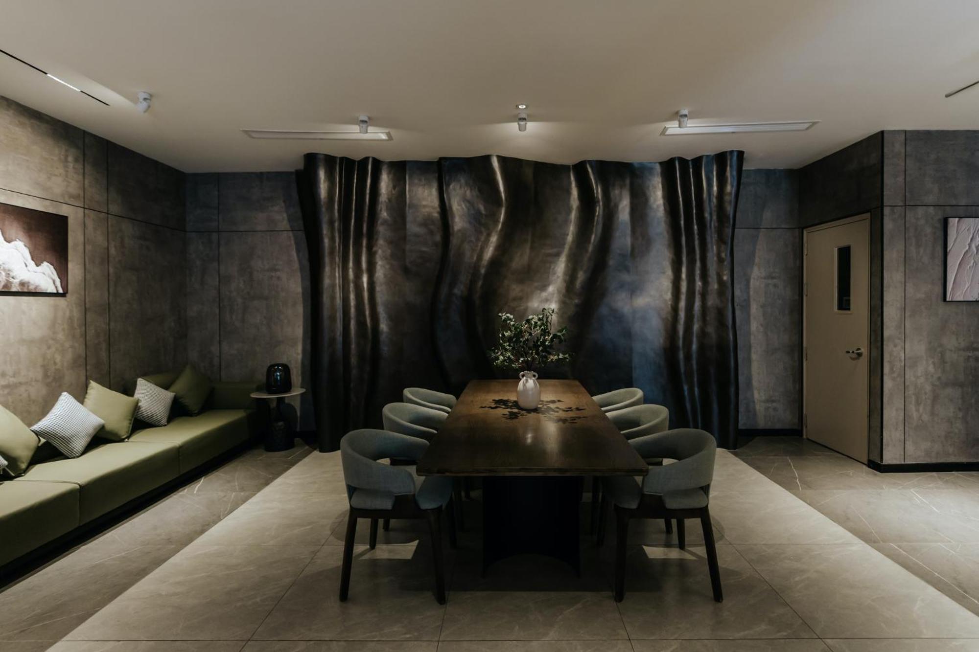 The Concept Hotel- City Center Хошимин Екстериор снимка